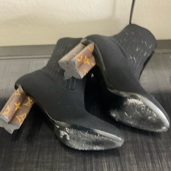 Louis Vuitton women black Silhouette Ankle Boot size 38.5 - Picture 6 of 14